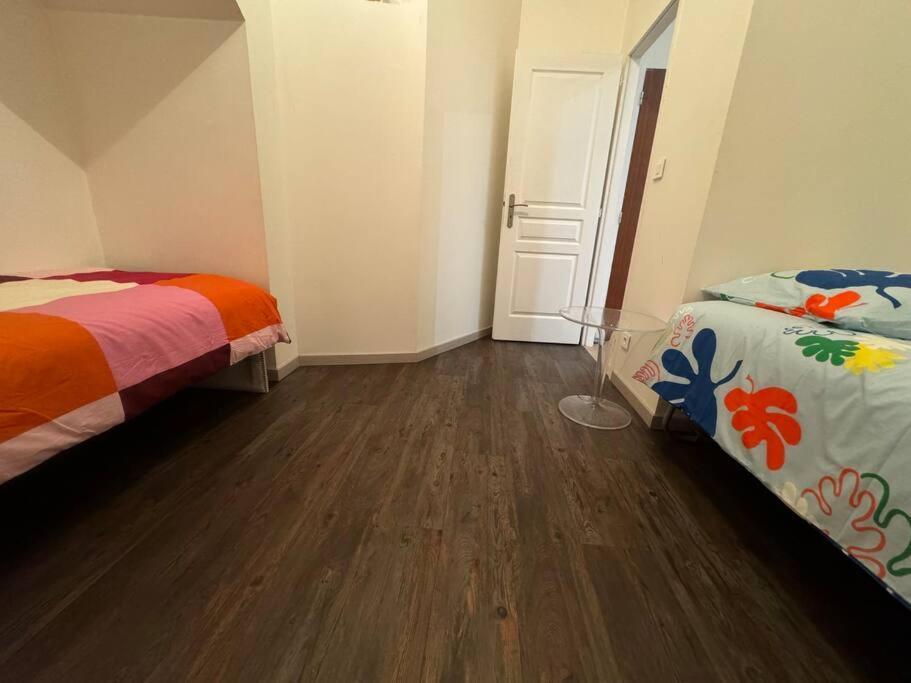Apartamento Christelle Romilly-sur-Seine Exterior foto