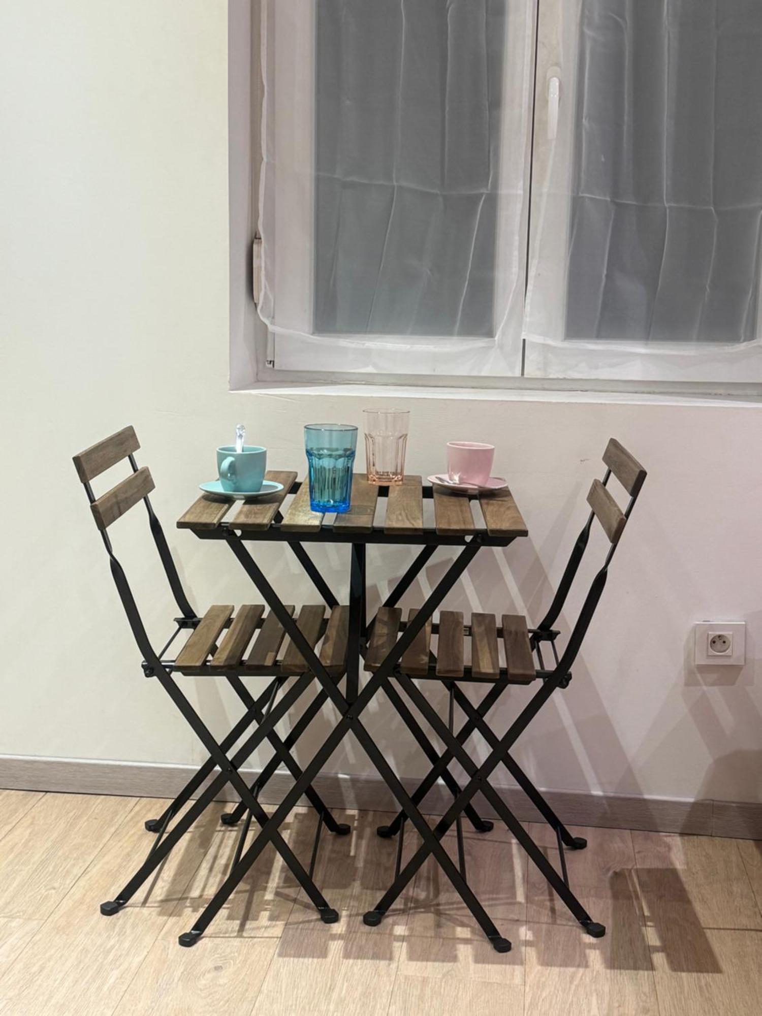 Apartamento Christelle Romilly-sur-Seine Exterior foto